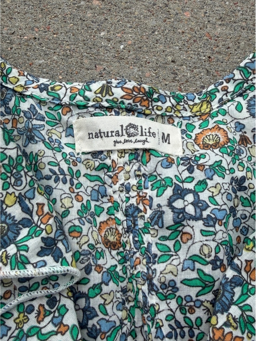 Natural Life Floral Ruffle Button-Up Blouse Medium - Picture 3 of 8